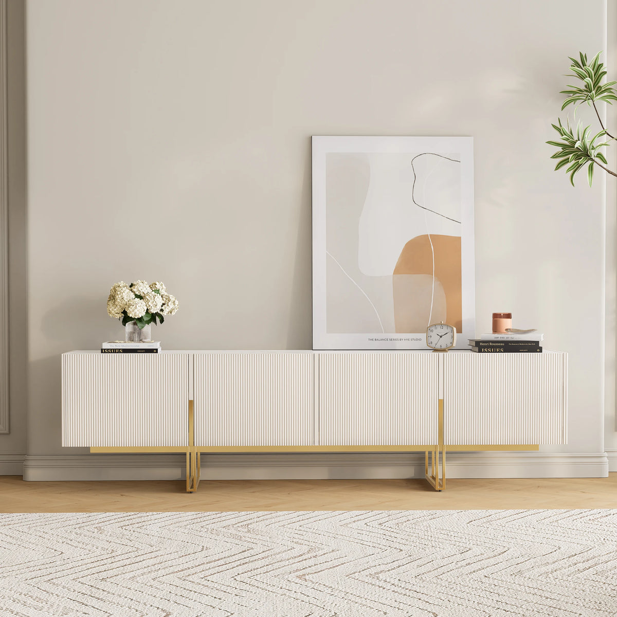 Meuble TV Grovyn 200 cm avec plateau en pierre frittée et design cannelé Ivoire brillant