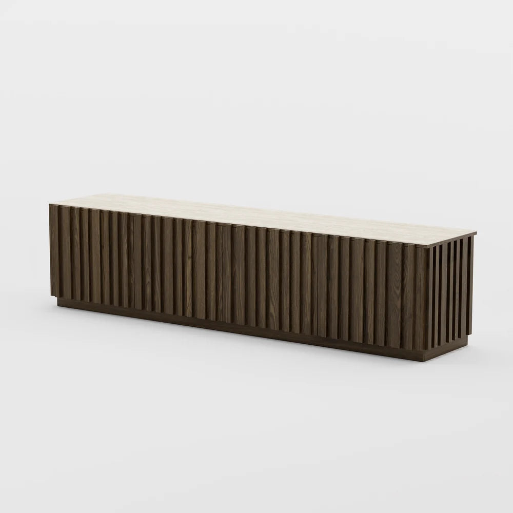 Meuble TV Aura 211 cm en frêne cannelé brun fumé avec plateau en pierre frittée