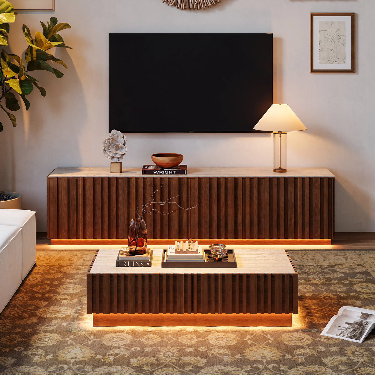 Ensemble meuble TV Aura avec meuble TV à lattes en bois de frêne et table basse Noyer