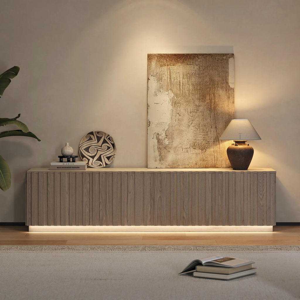 Meuble TV Aura 213 cm en bois de frêne blanc chaulé avec plateau en pierre frittée